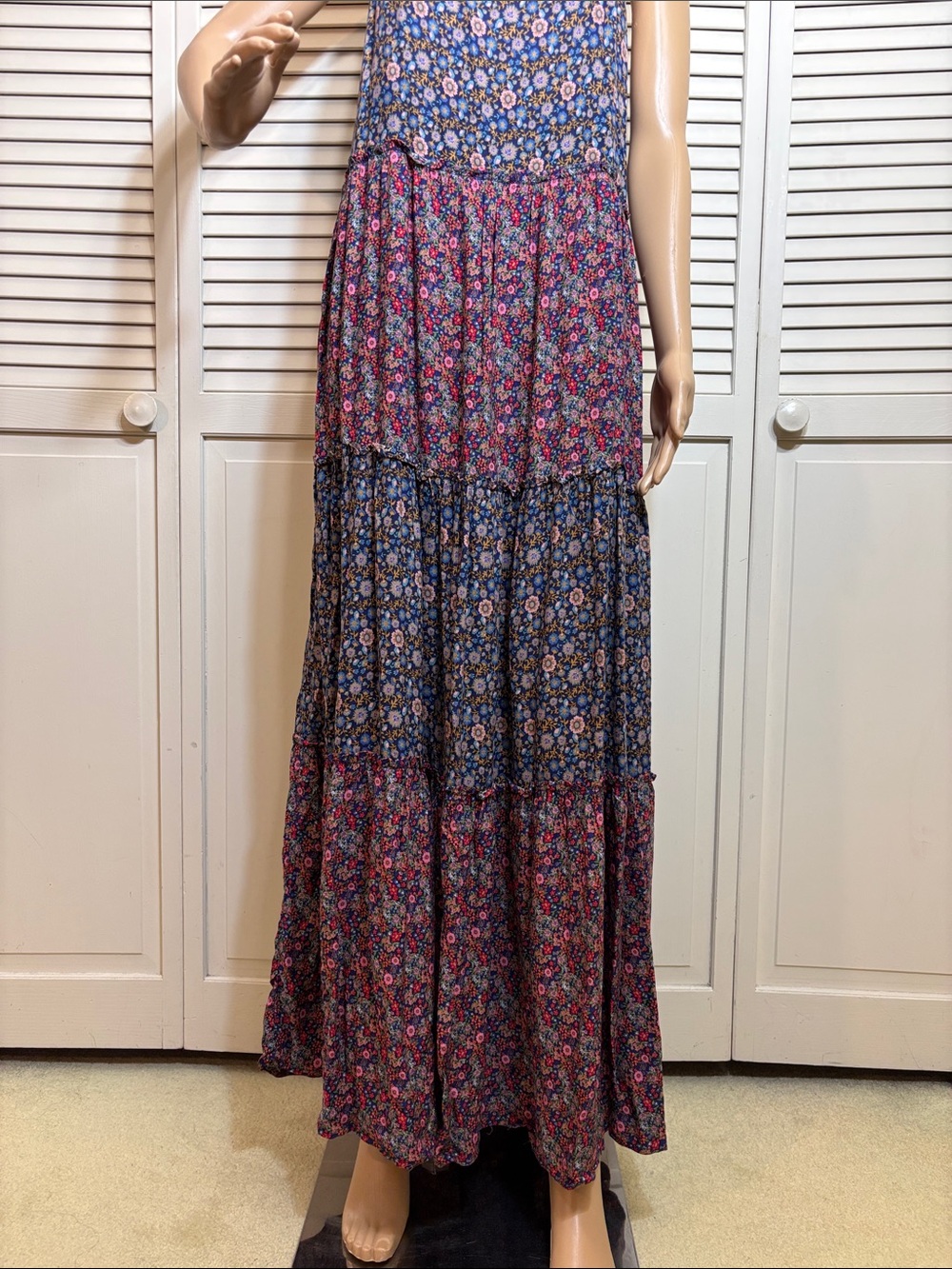 NATURAL LIFE Kaia Floral Tiered Maxi Dress Large/XL - Picture 5 of 14